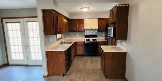 3 Bedroom Home w/ Garage in Marion, IA Gallery 15