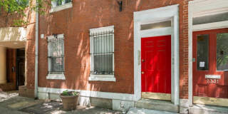 1333 PINE Street Gallery 3