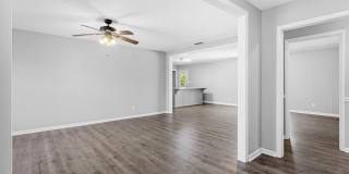 Spacious Brick Home with Modern Upgrades & Huge Fenced Yard in Valdosta! Gallery 4