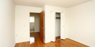 Willowcrest Apartments Gallery 8