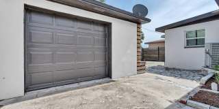 Gorgeous 3br/2ba/1 Car Gar Single Family Home Available Now! Gallery 31