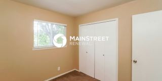 110 Simler Street Gallery 14