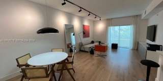 50 Menores Ave Gallery 8