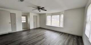 208 N 36th Street Gallery 15