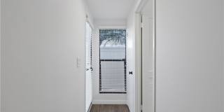 454 Seaward Road Gallery 10