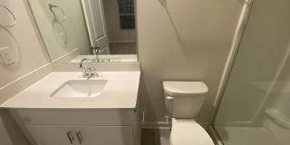Room in 4 Bedroom Townhome at Memorial Pkwy Room in 4 Bedroom Townhome at Memorial Pkwy Gallery 21
