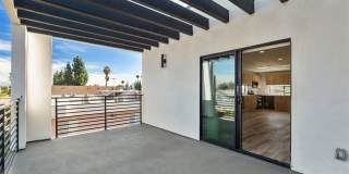 14802 Vanowen Street Gallery 31