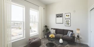 Modera Jack London Square Gallery 2