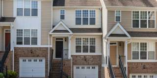 Fantastic Three Bedroom Townhouse in Charlotte Gallery 1
