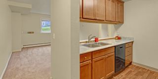 Hillside Chalet Apartment Homes Gallery 8