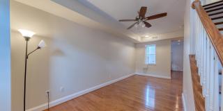 1818 BANK Street Gallery 2