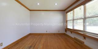 Beautifully Done 3 Bedroom House! Available for Immediate Move in! Gallery 10