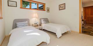 Custom Built Bainbridge Island Waterfront Home with Dock Gallery 26