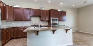 Beautiful Palm Valley Golf Course Home with Casita Gallery 9