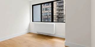 234 E 40th St Gallery 5