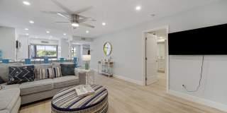 1637 NE Nautical Place Gallery 21