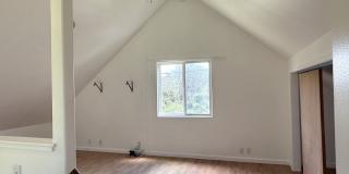 3BR/2BA Home in Mt. View Gallery 10