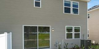 Modern 2-Story Home with Loft & Upgrades Gallery 9