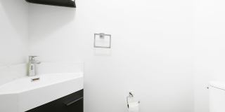 Sleek and modern 2 bed/2 bath in the heart of The Mission -- Walkers dream -- Must See! Gallery 12