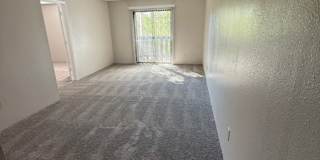 River Walk Apartments Gallery 76