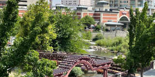 Downtown Water Front Condo Gallery 1