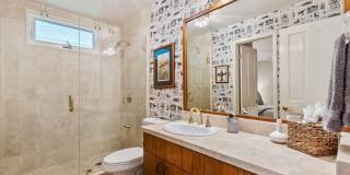 Exquisite haven in prestigious Portlock! AC, Ocean Views, Pool, Hale Ola Gallery 36