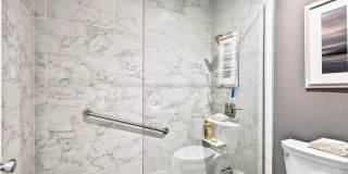 42430 Adams Street Gallery 15