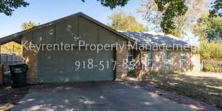 3 Bed | 1.5 Bath in Collinsville! Gallery 1