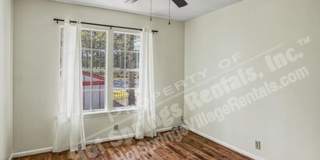 Two-Level Townhome in DeSoto Courts Gallery 18