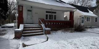 15712 Cloverside Avenue Gallery 1