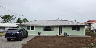 Modern 3BD/2BA Home in Ainaloa | Front Gate & Partially Fenced Yard | $2,300 Gallery 25