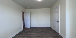 Updated 3BR 1.5 Bath House plus off street parking spot Updated 3BR 1.5 Bath House plus off street parking spot Gallery 30
