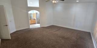 Beautiful, Huge 3 Bedroom in JT!! Gallery 11