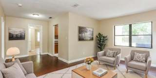 5453 Oak Forest Drive Gallery 5