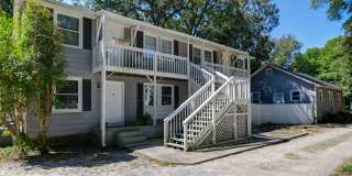 Just 8 Minutes from USC – Charming 2 Bedroom Home with Covered Front Porch! Gallery 1