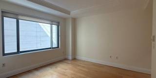 1 Huntington Ave unit: 310 Gallery 6