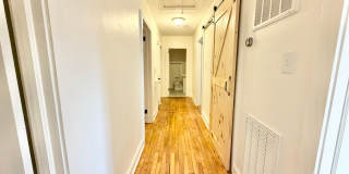 3/2 Duplex Conveniently Situated in an Established Neighborhood! Gallery 20