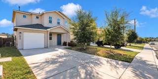 Charming 3 Bed 2.5 Bath Home in Redbird Ranch with Resort-Style Amenities! Gallery 1