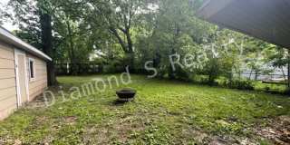 3 Bedroom Home Available Early June! Gallery 13