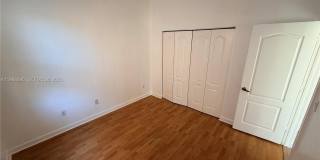 4110 NE 22nd Ct Gallery 17