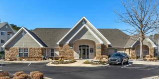 Village Green - Student Housing Gallery 40