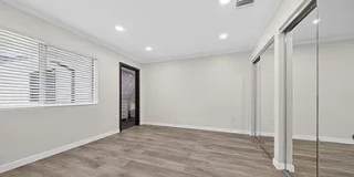 15753 Cohasset Street Gallery 9