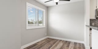 Magnolia Terrace Gallery 14