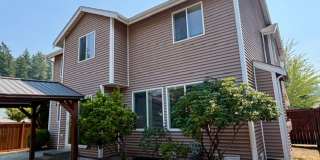 4-Bedroom Corner-Lot Home | Central A/C | Carpet-Free Living | Walk to Schools, Parks and Cedar River Trail Gallery 34