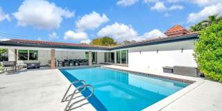 7700 SW 139th Ter Gallery 1