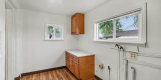 Newly remodelled 3 bedroom ranch - available May 1st!!! Gallery 9
