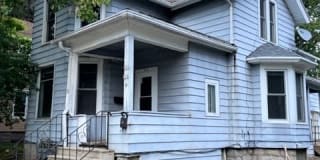 852 Jackson Street- Upper Gallery 1