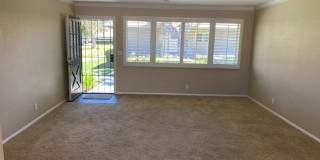 Worthy Drive Villas: Upgraded 2 Bedroom 1 Bath Condo, Gallery 3
