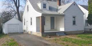 Charming 3BR House in Dayton Gallery 1
