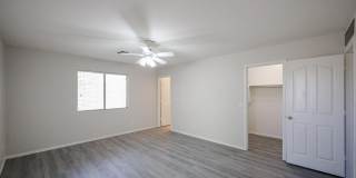 16034 W Winchcomb Drive Gallery 47